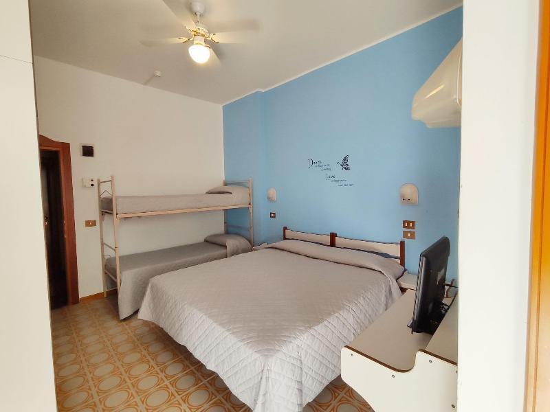 Hotel Palazzi Gabicce Mare Exterior photo